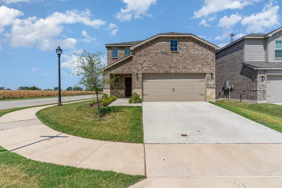 504 S Hopson Street, Van Alstyne, TX 75495 - #2