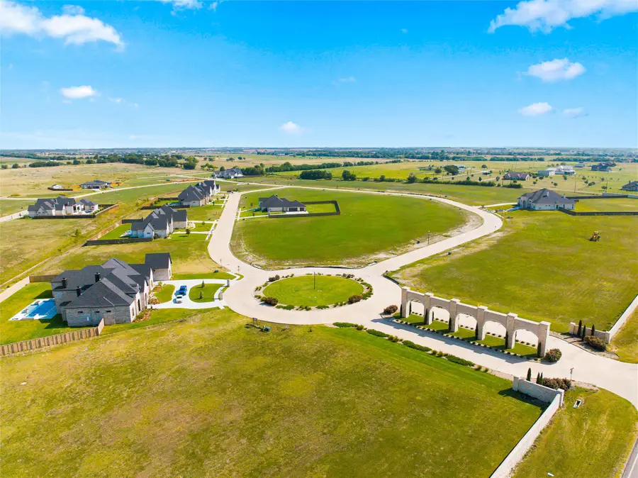 133 Iris Street, Lorena, TX 76655 - #2