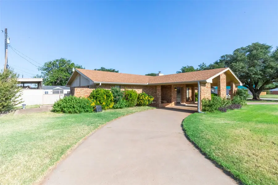 800 S Avenue F, Knox City, TX 79529 - #3