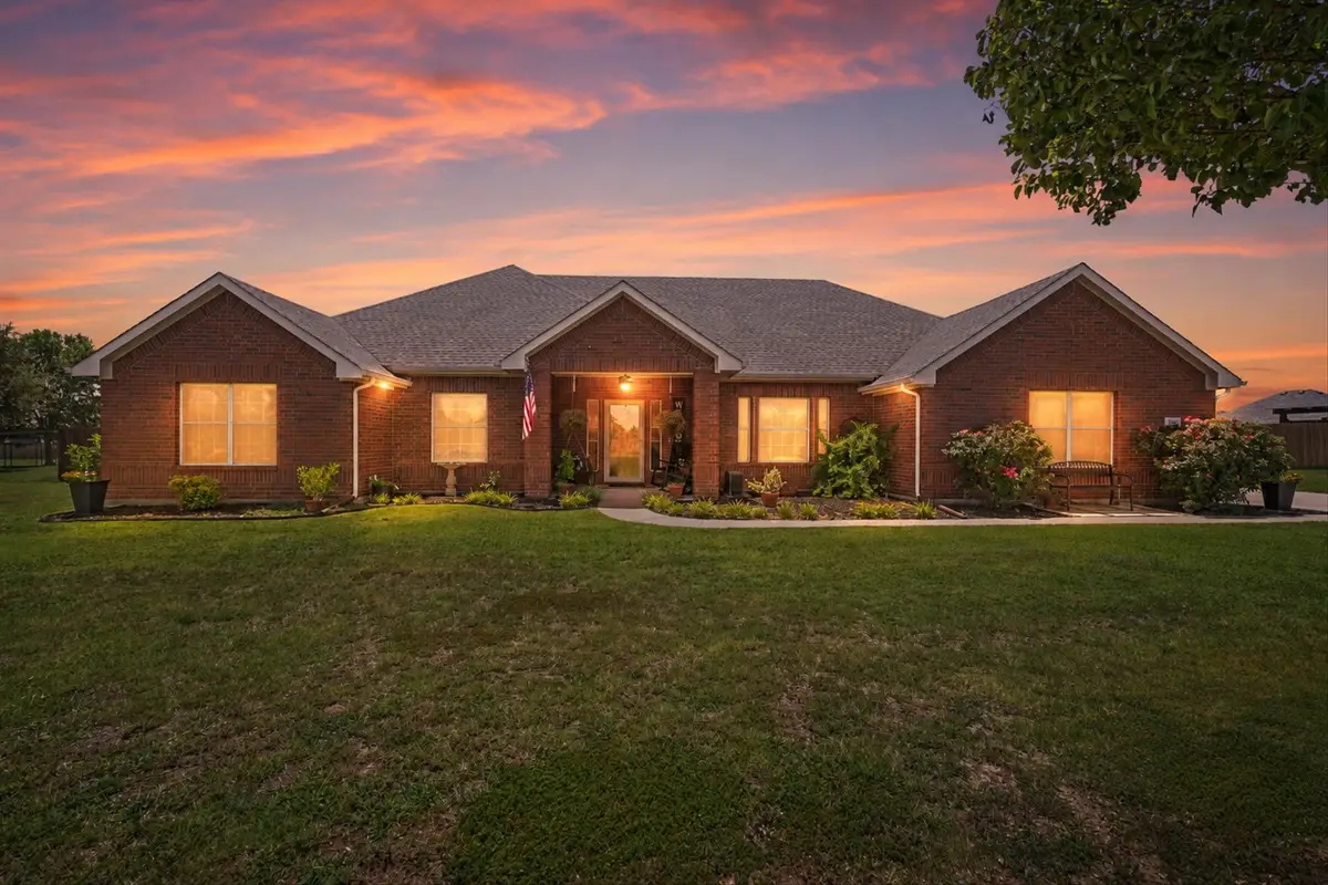 112 Springfield Lane, Red Oak, TX 75165 - #1