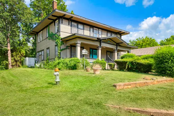 903 4th Street Sw, Paris, TX 75460