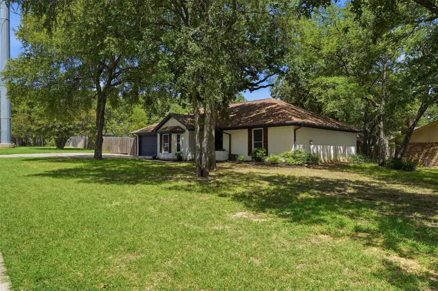 700 Highland Crest Drive, Hurst, TX 76054 - #2