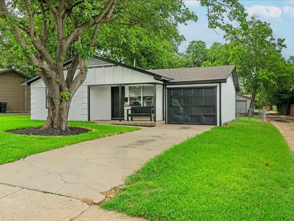 2632 Emerald Drive, Mesquite, TX 75150