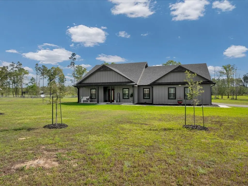 1105 Cc Road, Diboll, TX 75941 - #1