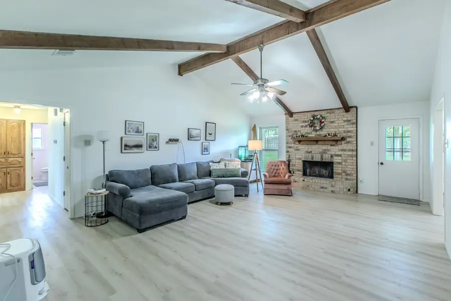 1057 Radisson Drive, Hewitt, TX 76643 - #2