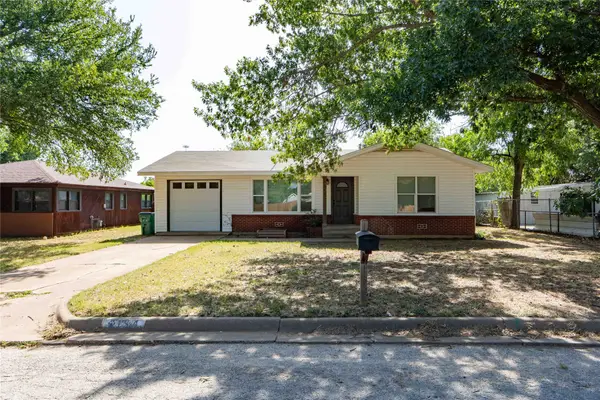 514 Mcconnell Street, Jacksboro, TX 76458