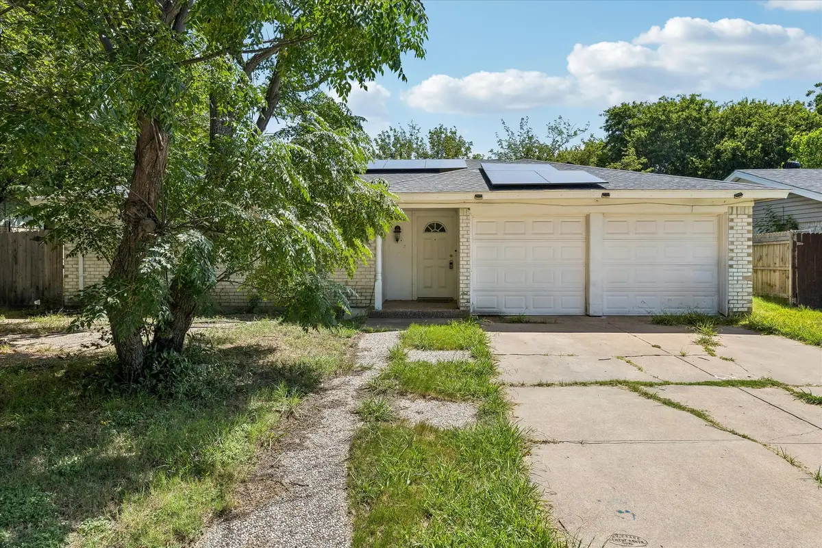 716 Heathcliff Drive, Everman, TX 76140 - #1
