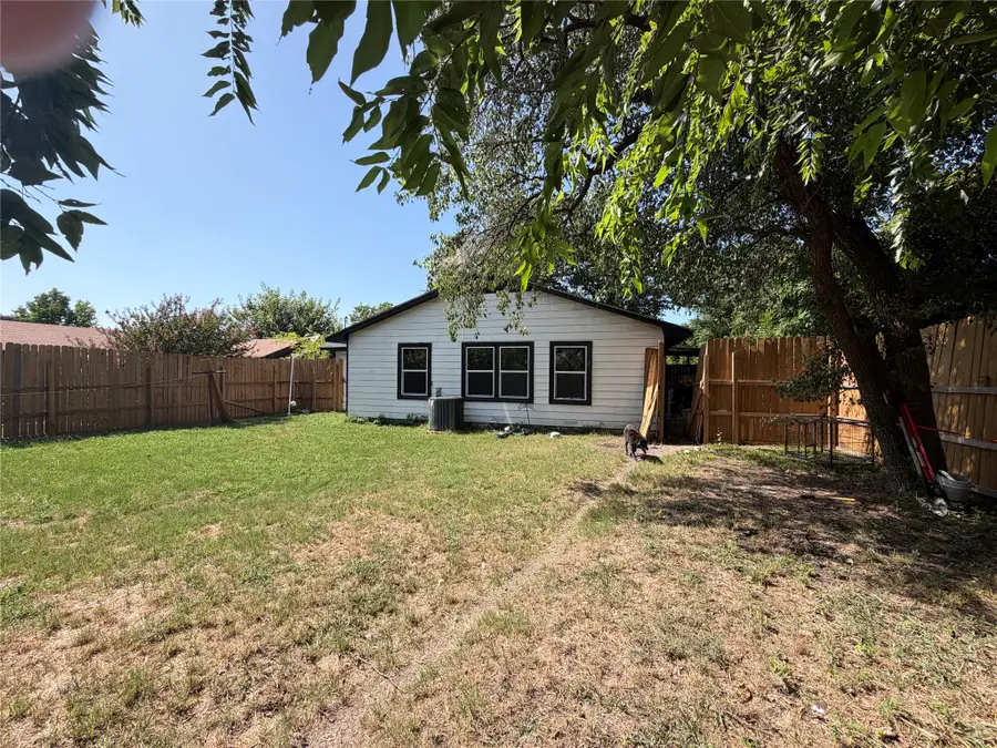 2028 E Jones Street, Sherman, TX 75090 - #3