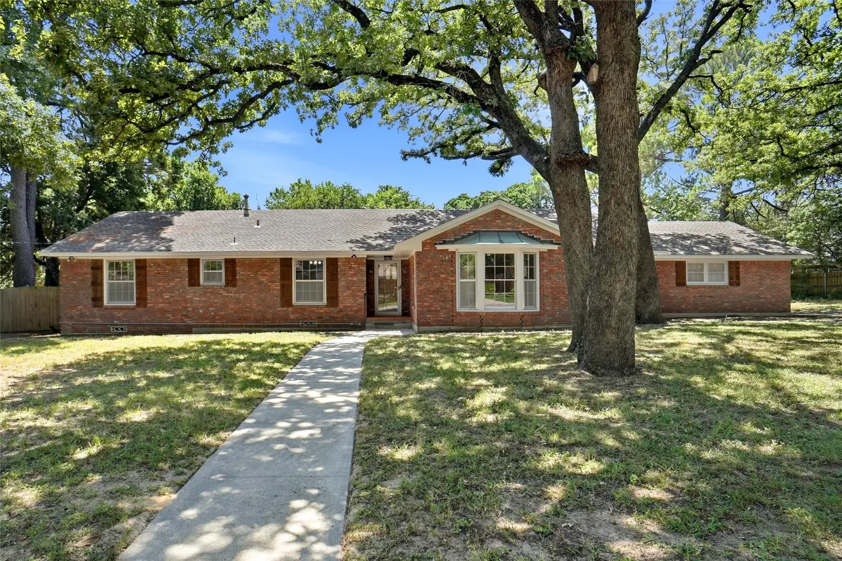 900 Liveoak Street, Denton, TX 76209 - #1