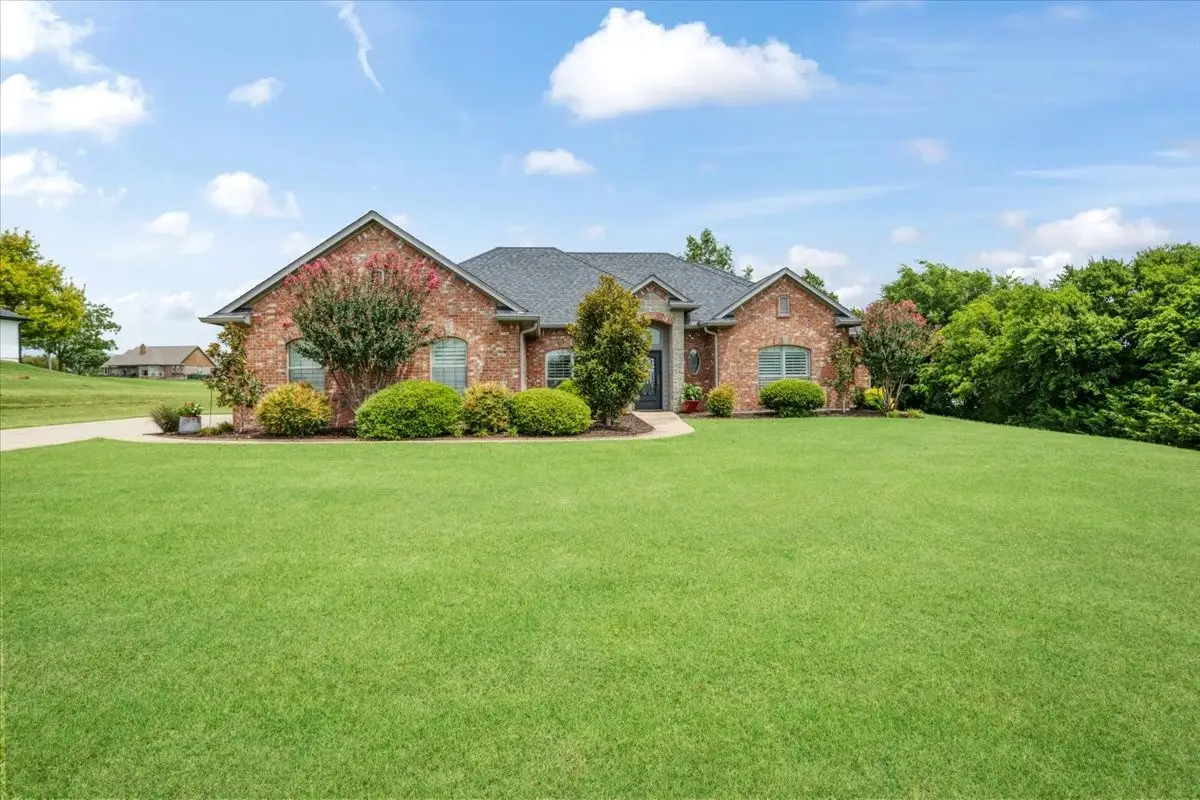146 Derby Drive, Van Alstyne, TX 75495 - #1