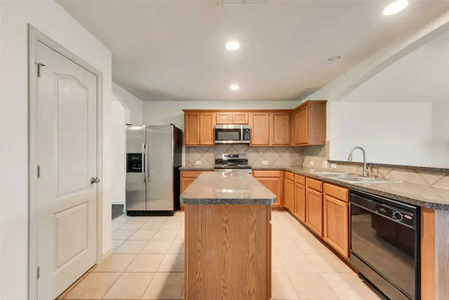 6641 Sierra Madre Drive, Fort Worth, TX 76179 - #2