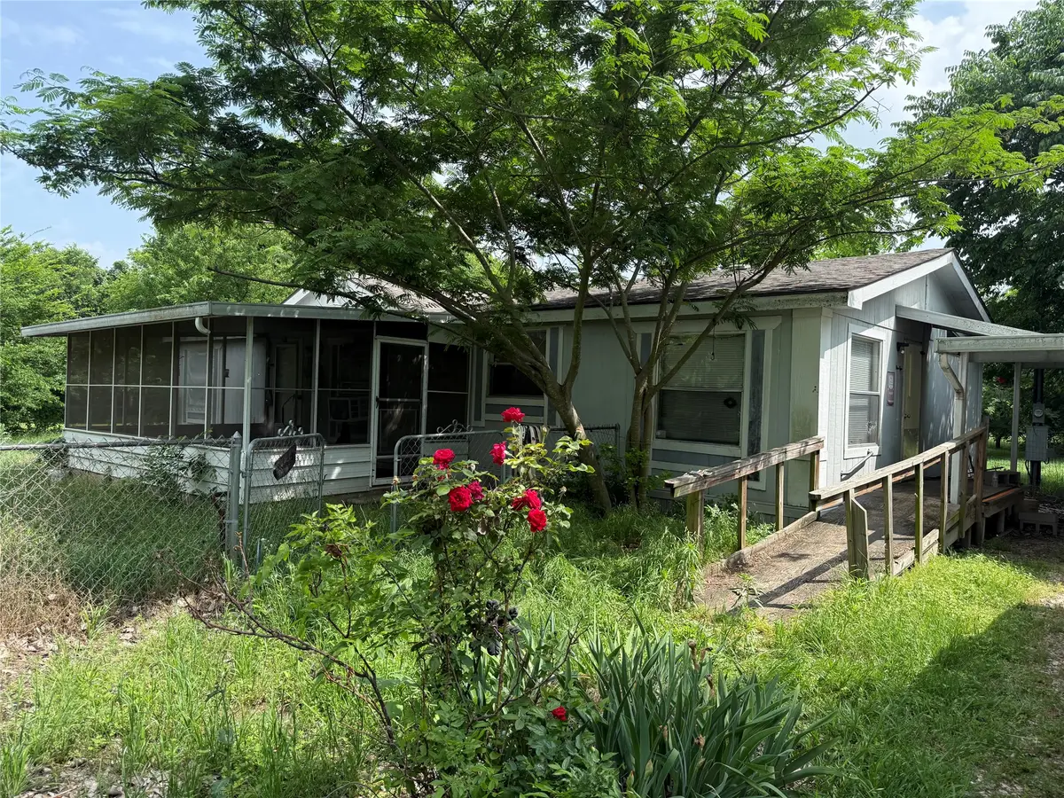902 Quail Run, Cleburne, TX 76031 - #1