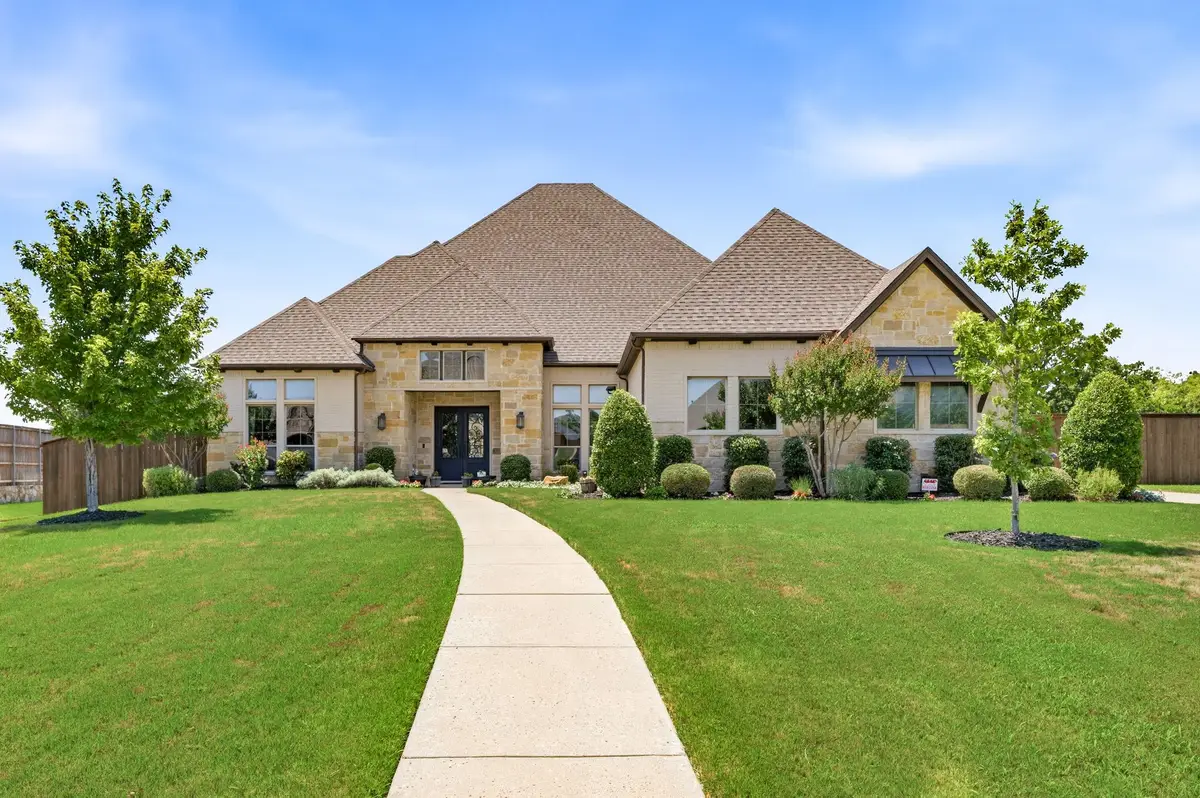 1040 Falcon Nest Drive, Kennedale, TX 76060 - #1