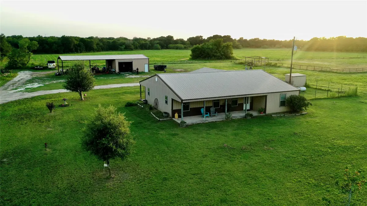 1347 Lcr 152, Mount Calm, TX 76673 - #1