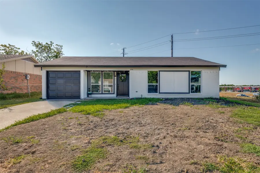 208 Woodgrove Street, Mesquite, TX 75181 - #2