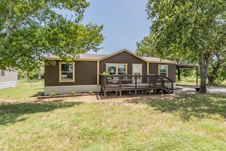 204 Overland Trail, Bridgeport, TX 76426 - #2