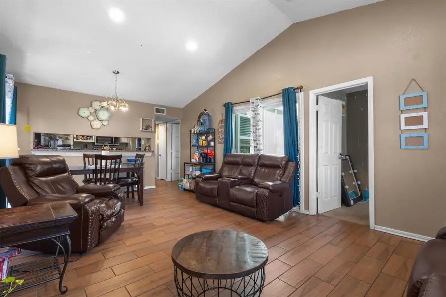 10319 Waterbury Drive, Dallas, TX 75217 - #3