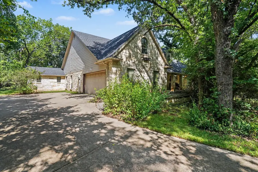 126 Willow Creek Circle, Mansfield, TX 76063 - #2