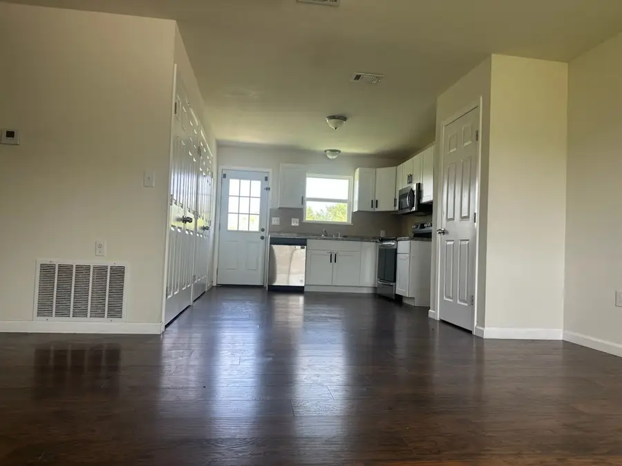 156 Bridlewood Lane, Runaway Bay, TX 76426 - #2
