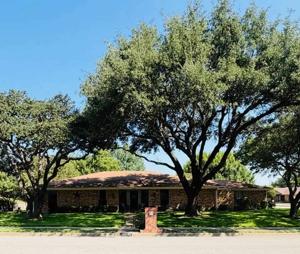 10000 Westpark Drive, Benbrook, TX 76126 - #1