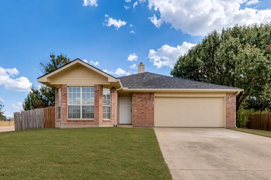 3155 Ponds Edge Trail, Grand Prairie, TX 75052 - #2