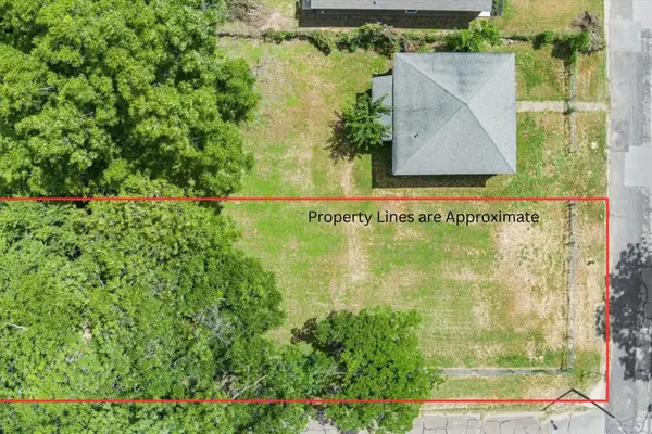 1000 E Calhoun Avenue, Waco, TX 76704