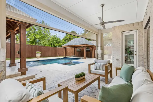 6214 Belmont Avenue, Dallas, TX 75214