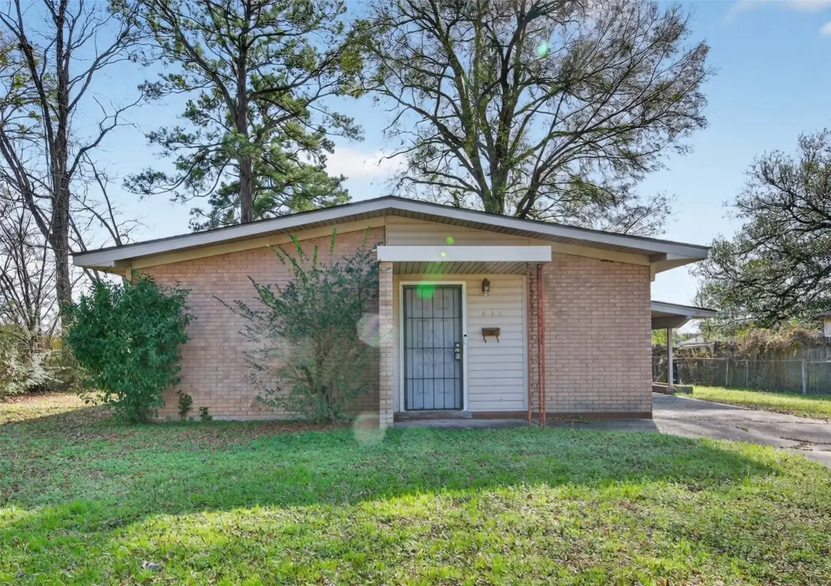 635 Browning Street, Shreveport, LA 71106 - #1