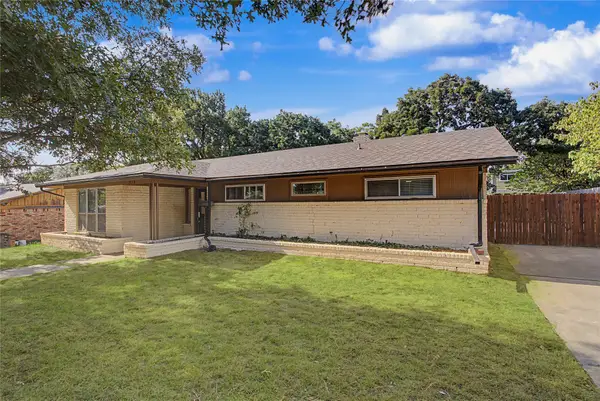 7232 Monterrey Drive, Fort Worth, TX 76112