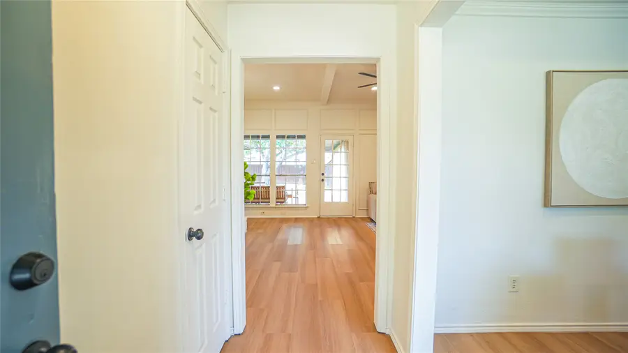 1917 Middle Glen Drive, Carrollton, TX 75007 - #2