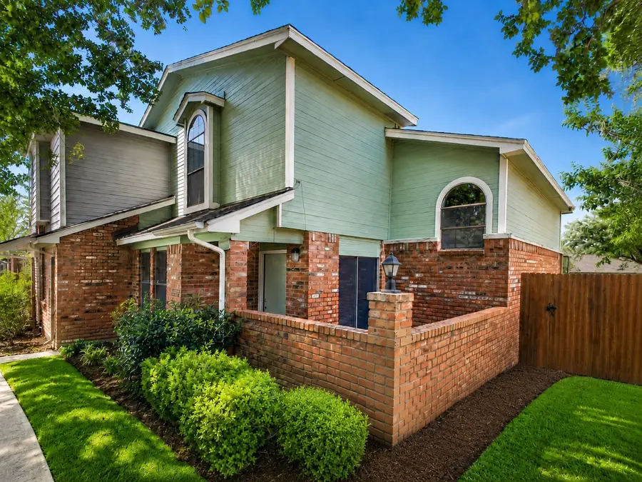 4432 Hulen Circle W, Fort Worth, TX 76133 - #2