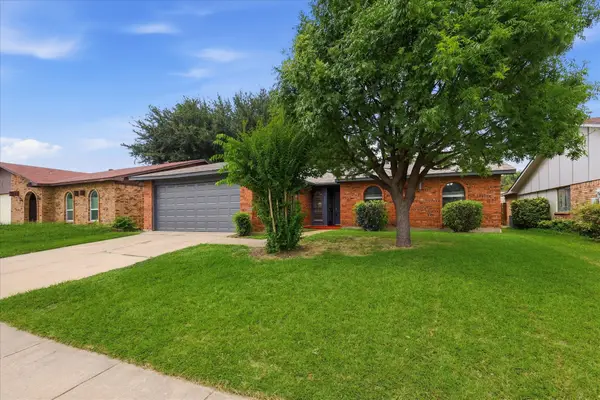 4409 Buckeye Street, Fort Worth, TX 76137