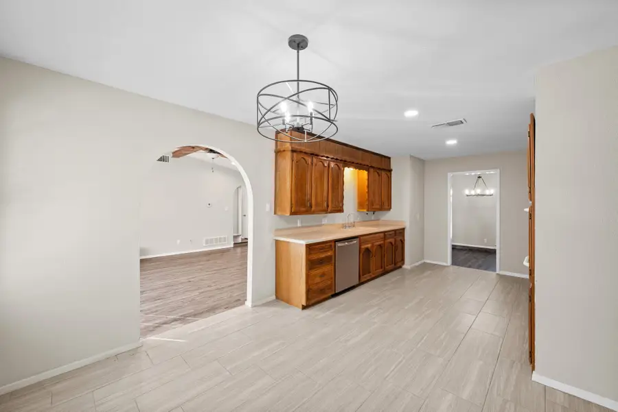 2001 San Jacinto Drive, Arlington, TX 76012 - #3