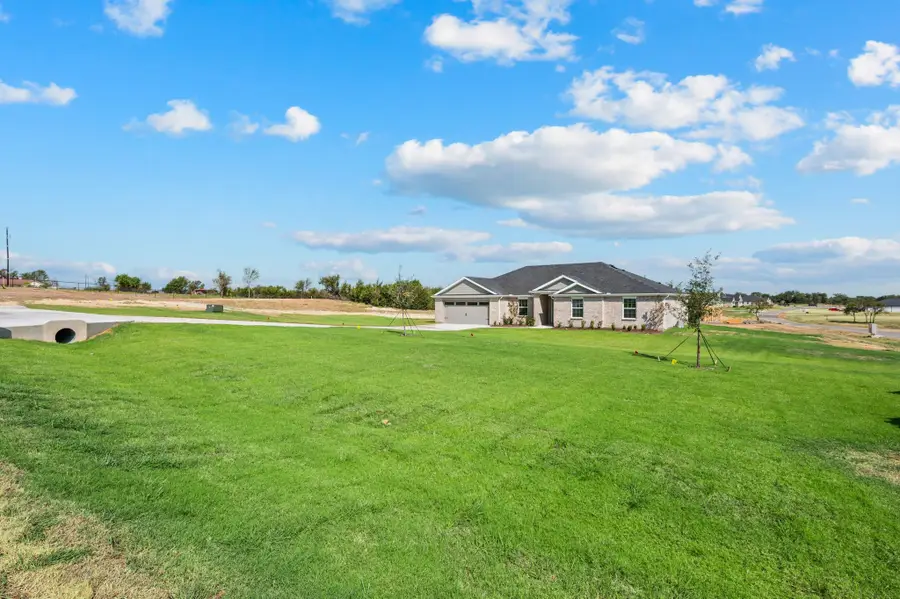 3960 John E. Woody Road, Springtown, TX 76082 - #3