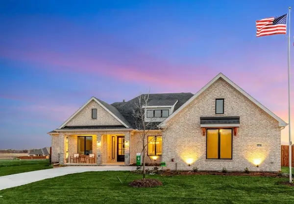 974 Richard Pittmon Drive, DeSoto, TX 75115