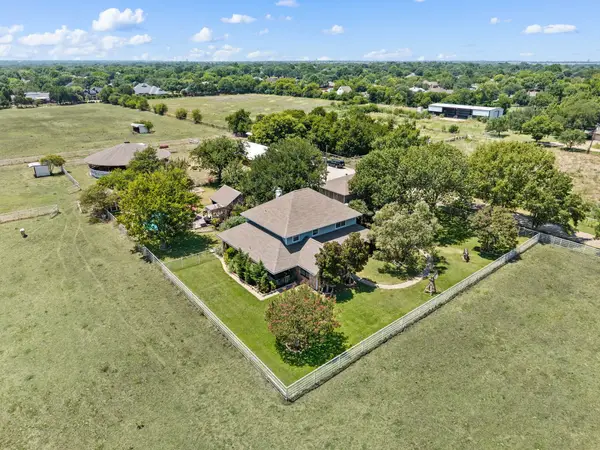 617 Malloy Lane, Ovilla, TX 75154
