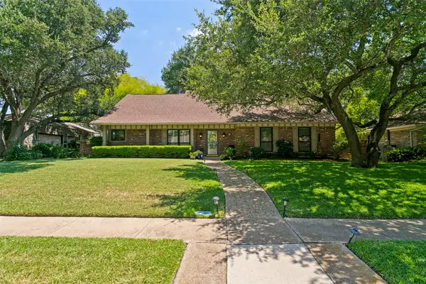10 Lundys Lane, Richardson, TX 75080