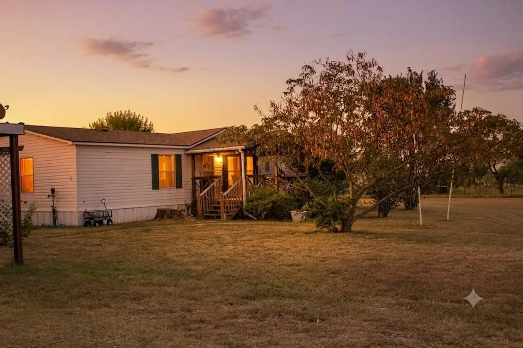 1135 County Road 269, Oglesby, TX 76561 - #1