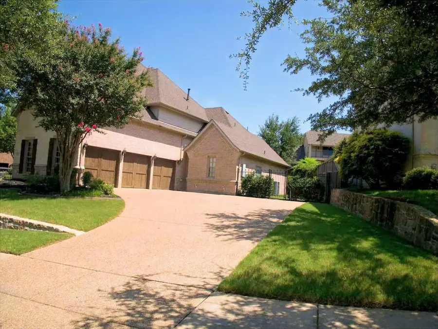 2310 Castle Creek Drive, Mansfield, TX 76063 - #2