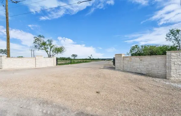 128 Lacek Mill Road, China Spring, TX 76633