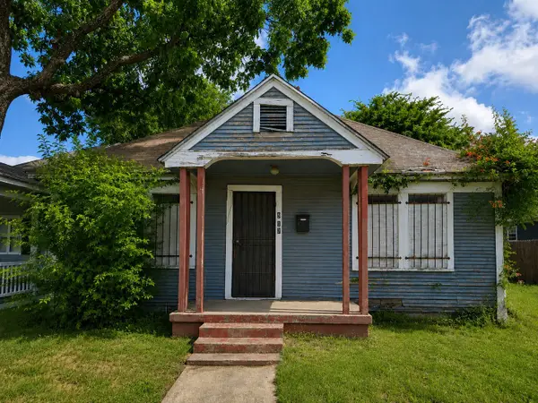 917 E Pulaski Street, Fort Worth, TX 76104