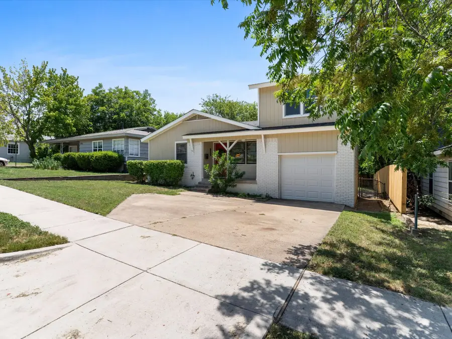 3705 Lafayette Avenue, Fort Worth, TX 76107 - #3