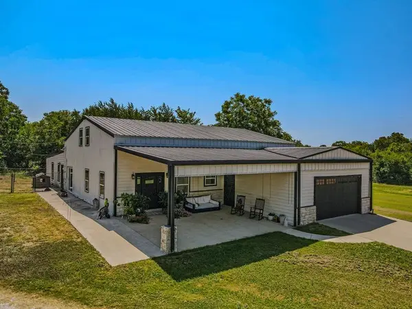 103 Fm 1571, Lone Oak, TX 75453