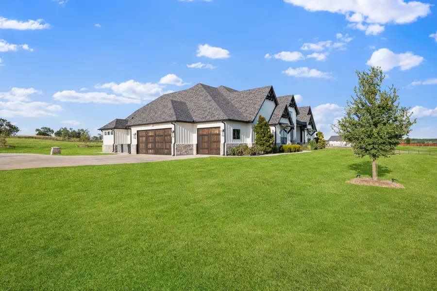 412 Royal Santana Run, Weatherford, TX 76087 - #3