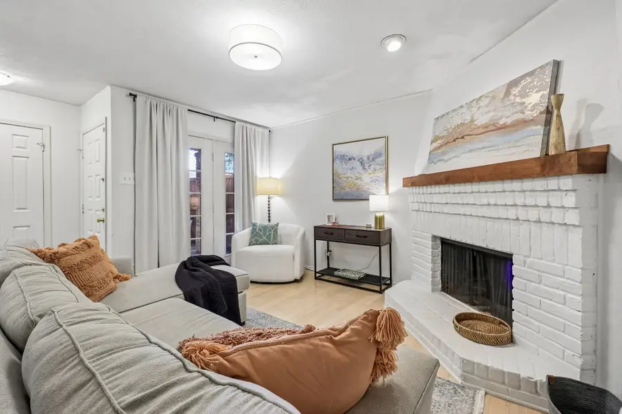 5200 Martel Avenue #24B, Dallas, TX 75206 - #3