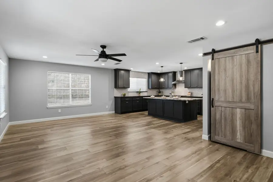 1000 W White Avenue, McKinney, TX 75069 - #3