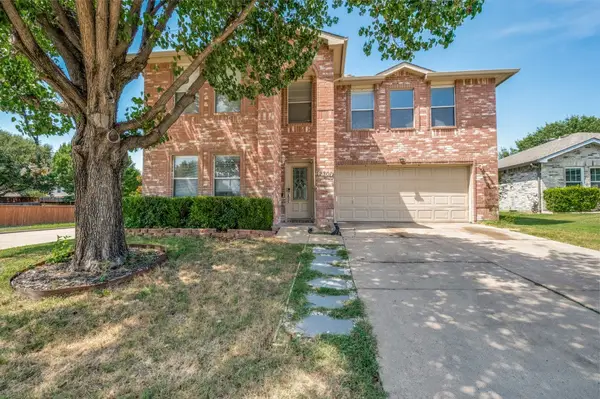 2301 Chestnut Drive, Little Elm, TX 75068