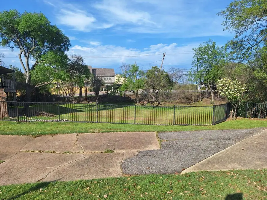 2415 Skyline Drive, Irving, TX 75038 - #2