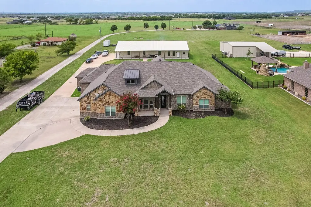 239 N Armstrong Road, Venus, TX 76084 - #1