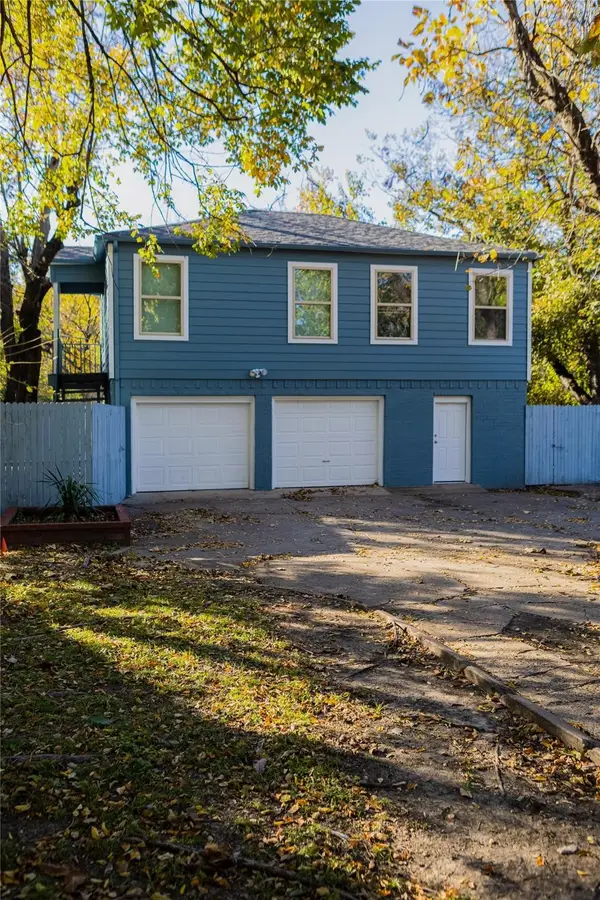 1320 Briarwood Circle, Garland, TX 75041